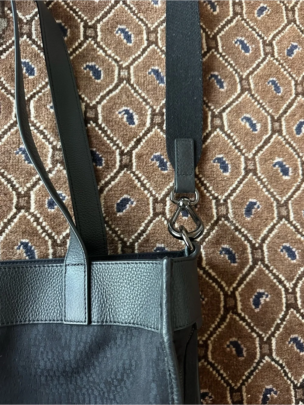 lululemon athletica lululemon black